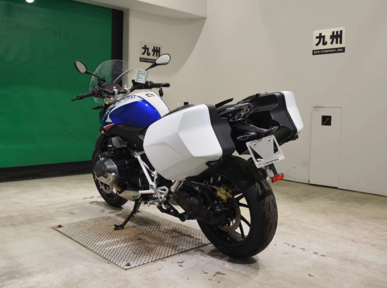 Мотоцикл BMW R1250R з пробігом 7854 km
