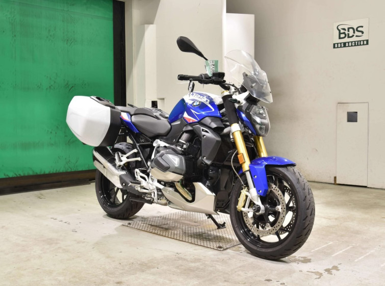 Мотоцикл BMW R1250R з пробігом 7854 km