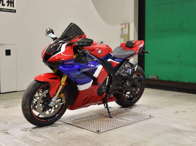 Мотоцикл Honda CBR1000RR SP с пробегом 10330 km