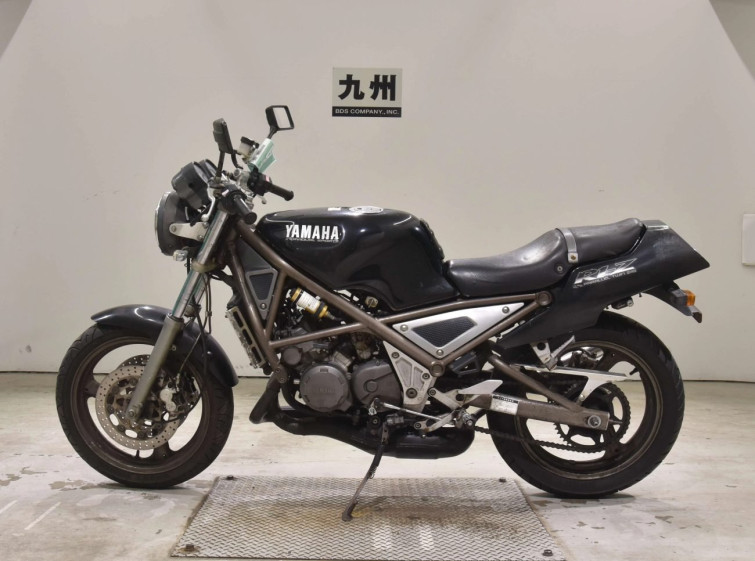 Мотоцикл Yamaha R1-Z з пробігом 29432 km