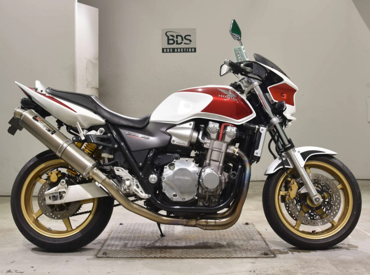 Мотоцикл Honda CB1300SF