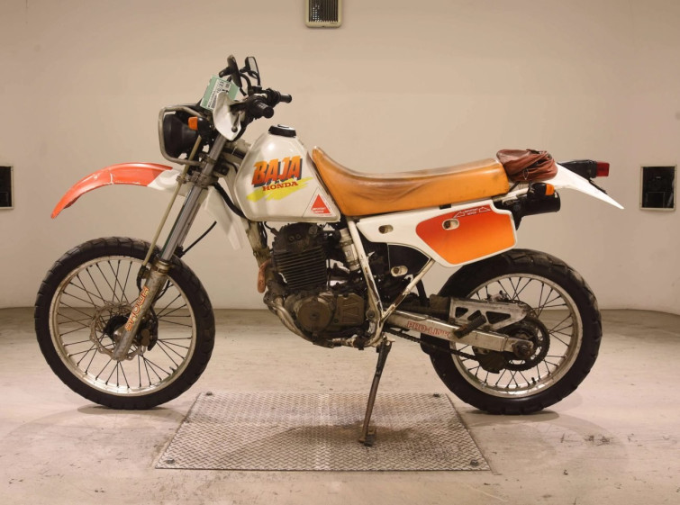 Мотоцикл Honda XLR250R BAJA з пробігом 13136 km