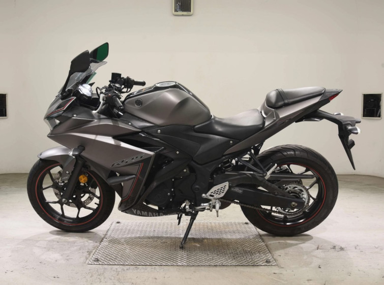 Мотоцикл Yamaha YZF-R25