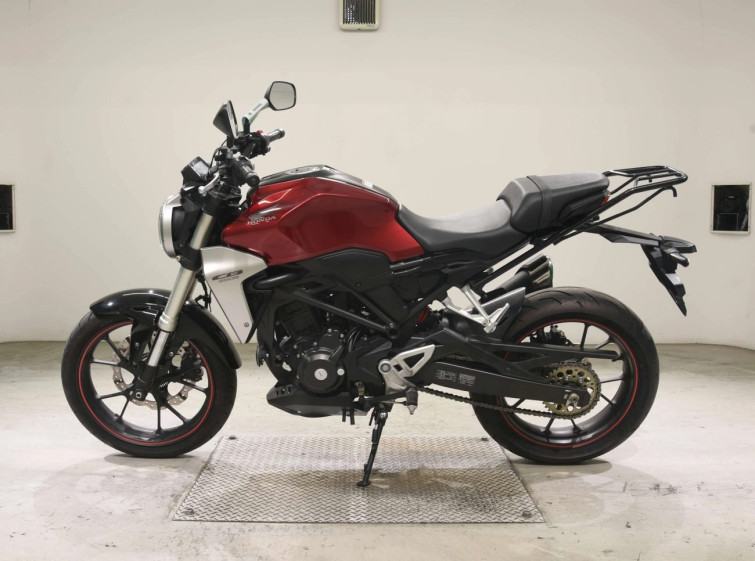 Мотоцикл Honda CB250R з пробігом 21113 km
