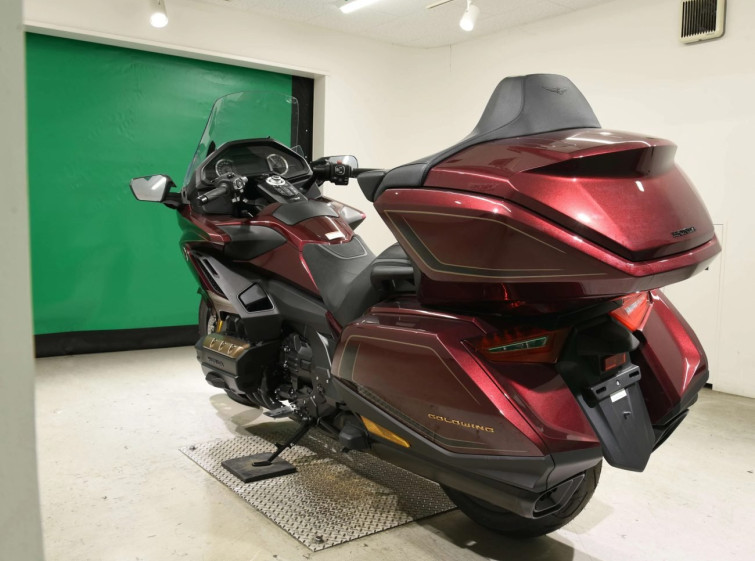Мотоцикл Honda GL1800 TOUR