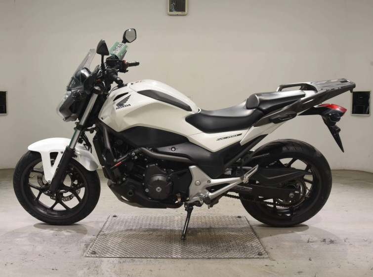 Мотоцикл Honda NC700SA з пробігом 17630 km