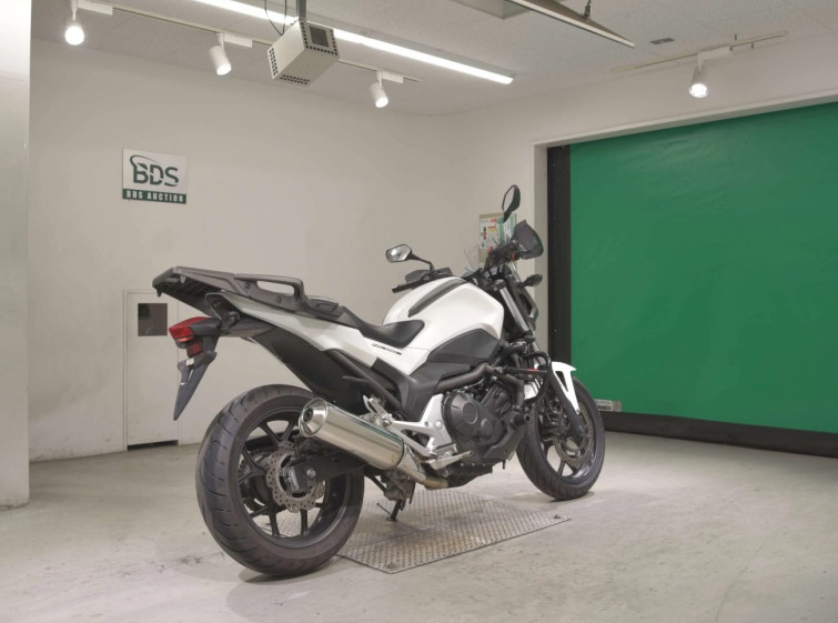 Мотоцикл Honda NC700SA з пробігом 17630 km