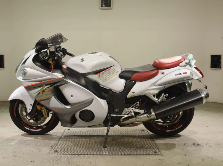 Мотоцикл Suzuki GSX1300R HAYABUSA з пробігом 30421 km