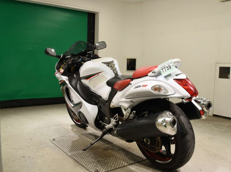 Мотоцикл Suzuki GSX1300R HAYABUSA з пробігом 30421 km
