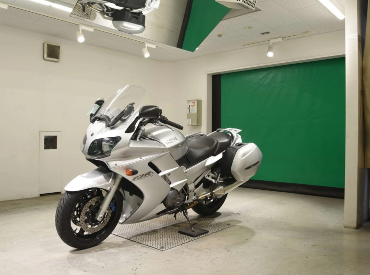 Мотоцикл Yamaha FJR1300 з пробігом 19686 km