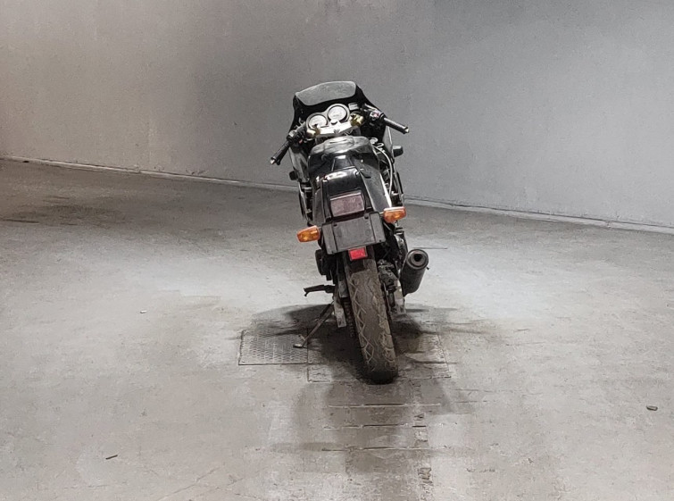 Мотоцикл Yamaha FZ400R с пробегом 23742 km