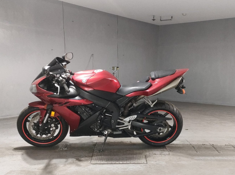 Мотоцикл Yamaha YZF-R1 з пробігом 21667 km