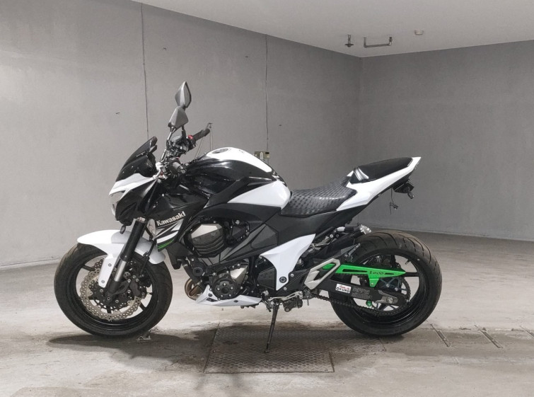 Мотоцикл Kawasaki Z800 с пробегом 23341 km