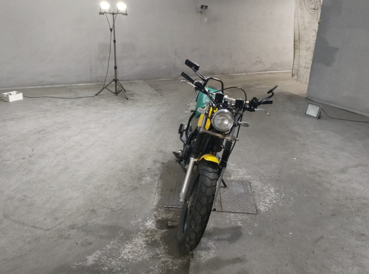 Мотоцикл Yamaha TW200 з пробігом 9910 km