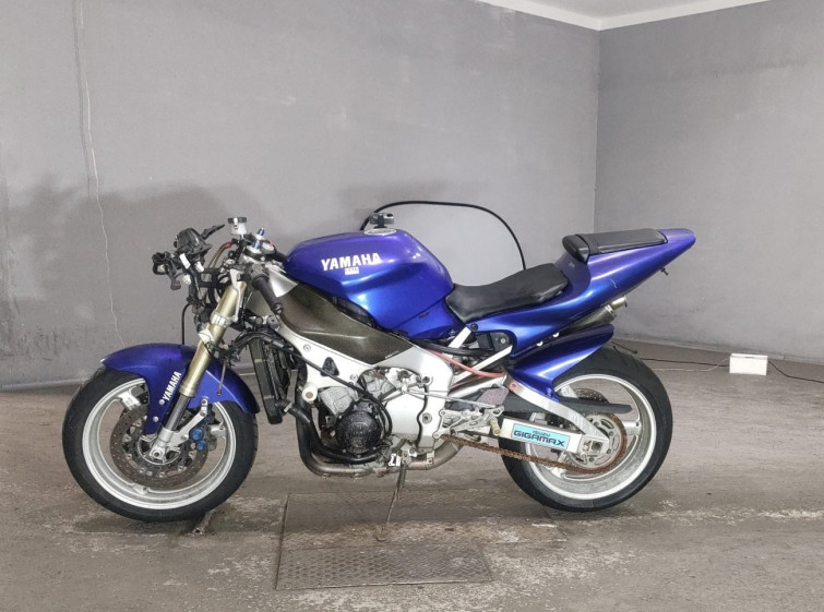Мотоцикл Yamaha YZF-R1