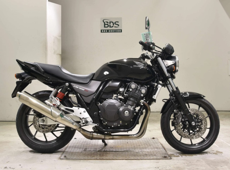 Мотоцикл Honda CB400SFA з пробігом 35002 km