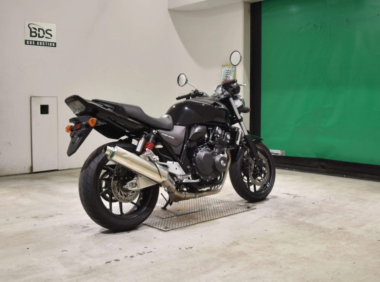 Мотоцикл Honda CB400SFA з пробігом 35002 km