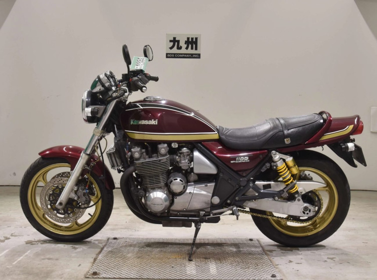 Мотоцикл Kawasaki ZEPHYR1100 с пробегом 17246 km