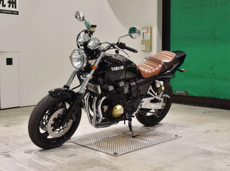 Мотоцикл Yamaha XJR400 с пробегом 88858 km