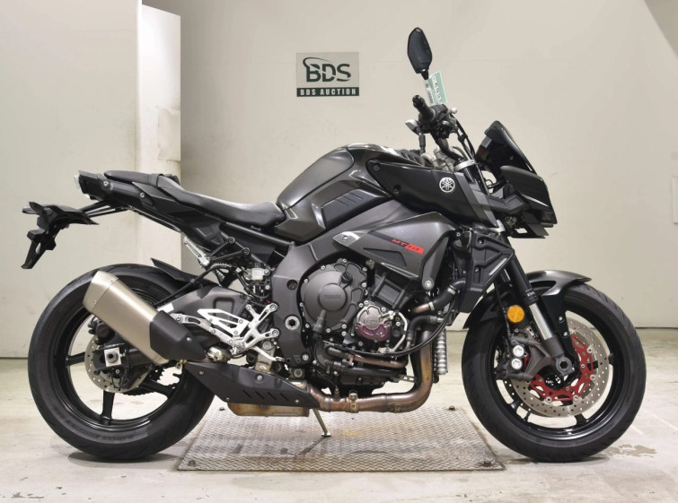 Мотоцикл Yamaha MT-10 з пробігом 26080 km