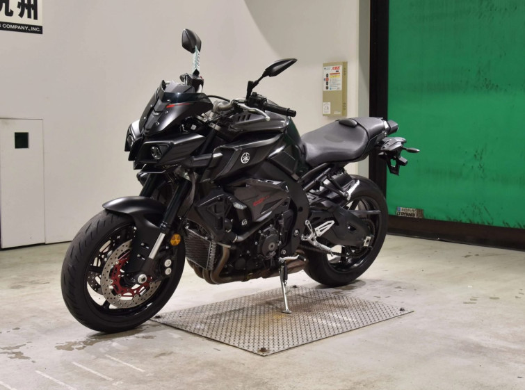 Мотоцикл Yamaha MT-10 з пробігом 26080 km
