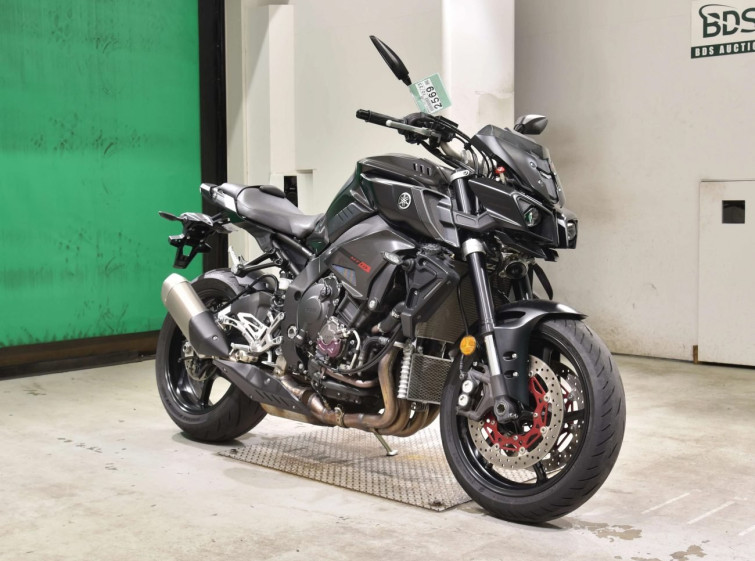 Мотоцикл Yamaha MT-10 з пробігом 26080 km