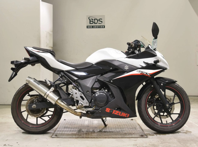 Мотоцикл Suzuki GSX250R з пробігом 28747 km