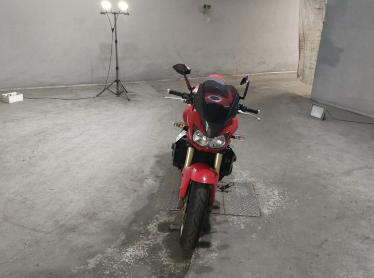 Мотоцикл Kawasaki Z1000