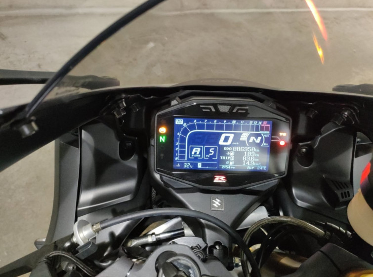Мотоцикл Suzuki GSX-R1000 с пробегом 6950 km
