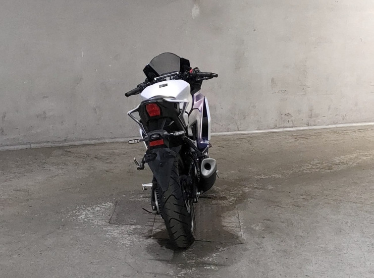 Мотоцикл Yamaha YZF-R25 з пробігом 6598 km
