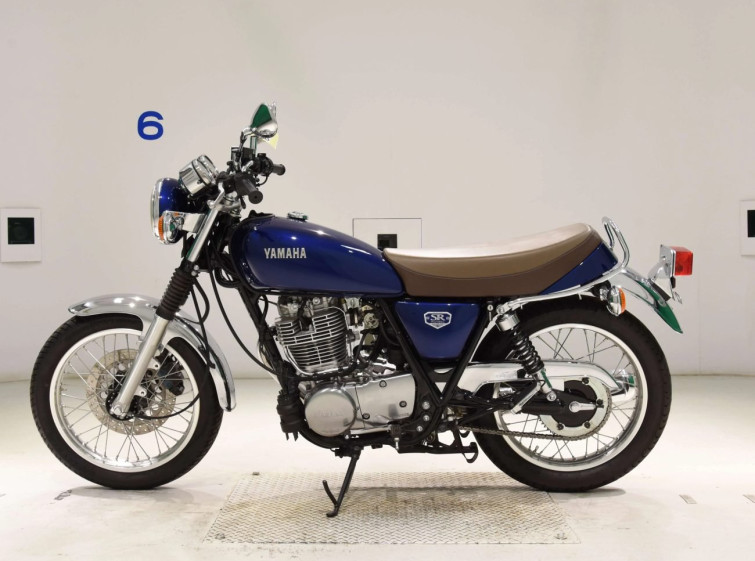 Мотоцикл Yamaha SR400 з пробігом 3549 km