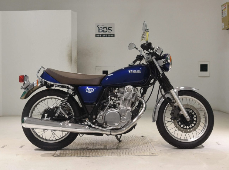Мотоцикл Yamaha SR400 з пробігом 3549 km