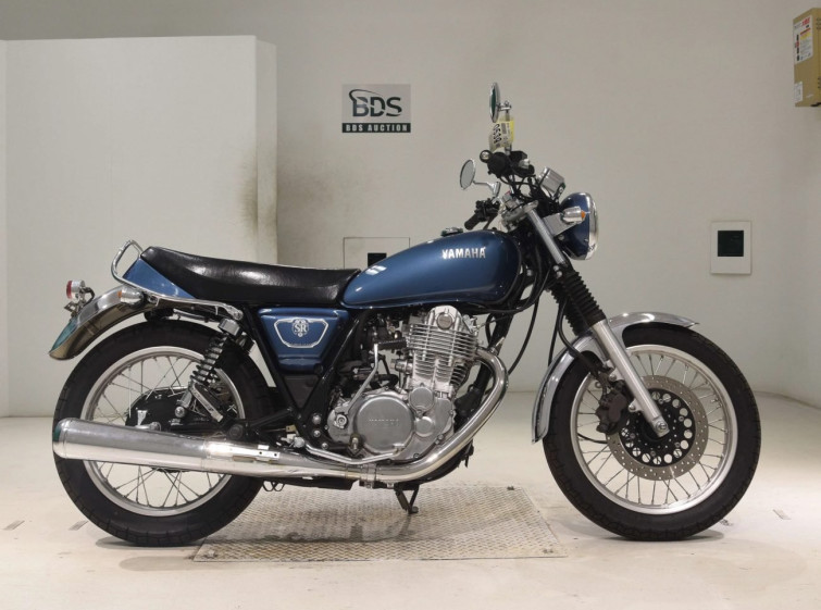 Мотоцикл Yamaha SR400 с пробегом 7563 km