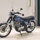Мотоцикл Yamaha SR400 с пробегом 7563 km