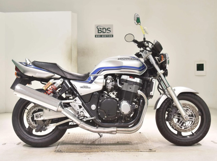 Мотоцикл Honda CB1300SF з пробігом 93236 km
