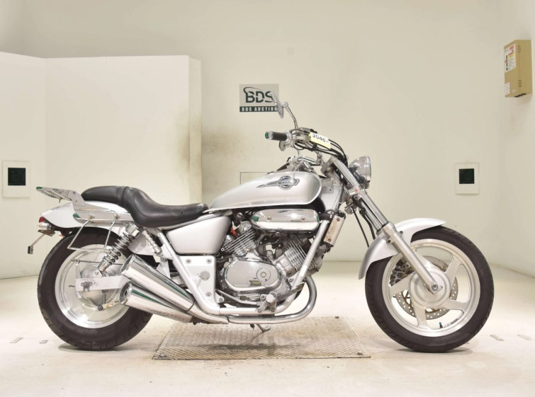 Мотоцикл Honda MAGNA250 з пробігом 25023 km