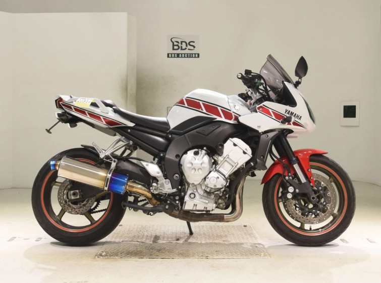 Мотоцикл Yamaha FZ1 FAZER с пробегом 30731 km