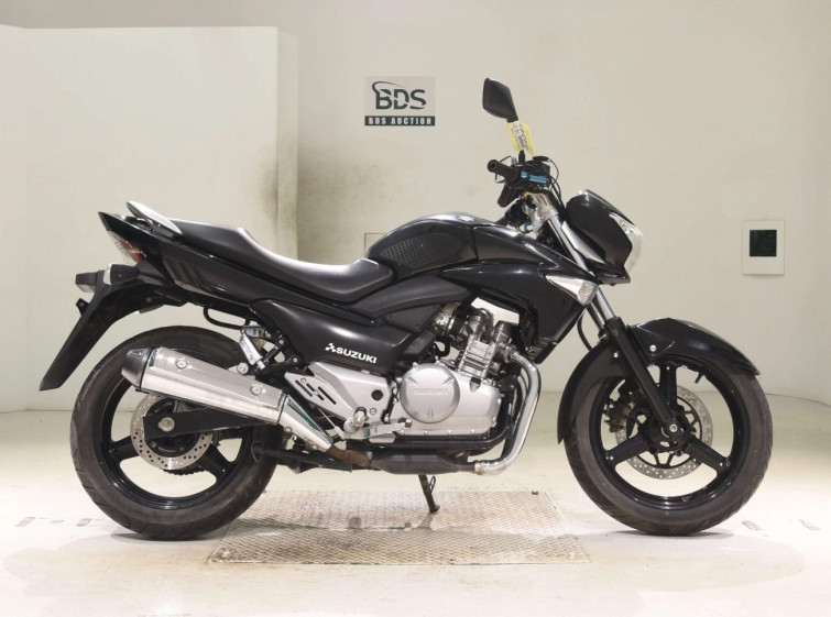 Мотоцикл Suzuki GSR250 з пробігом 9146 km