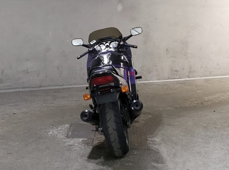 Мотоцикл Honda CBR1000F с пробегом 33941 km