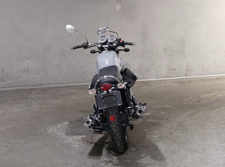 Мотоцикл Moto Guzzi V7 с пробегом 3877 km