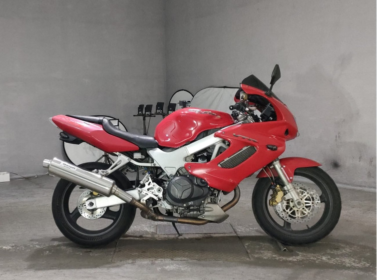 Мотоцикл Honda VTR1000F з пробігом 73583 km