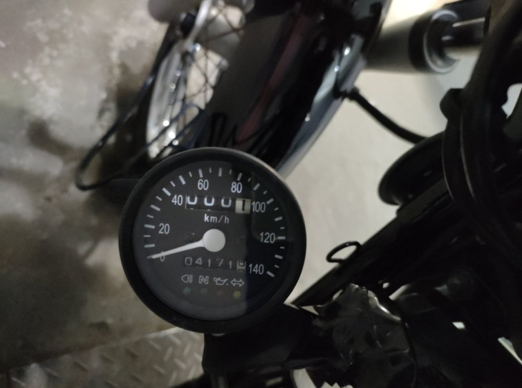 Мотоцикл Yamaha DRAGSTAR XVS250 з пробігом 4171 km