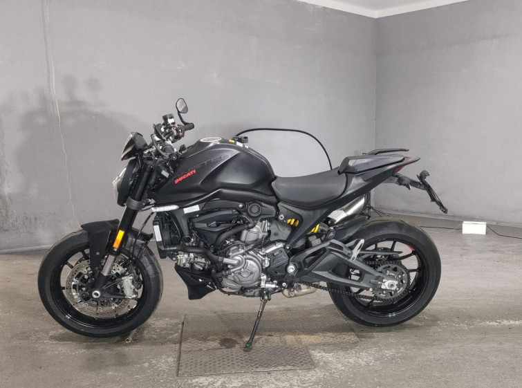 Мотоцикл Ducati MONSTER PLUS з пробігом 24530 km