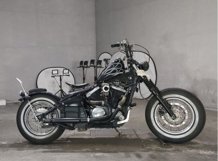 Мотоцикл Kawasaki VULCAN400 CLASSIC з пробігом 9265 km
