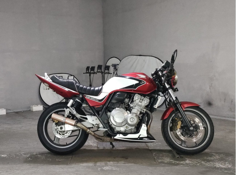 Мотоцикл Honda CB400SFV с пробегом 41464 km