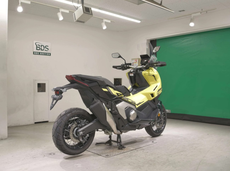 Мотоцикл Honda X-ADV750-2 с пробегом 8887 km