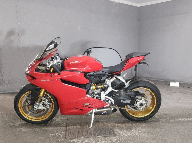 Мотоцикл Ducati 1199 PANIGALE S с пробегом 35289 km