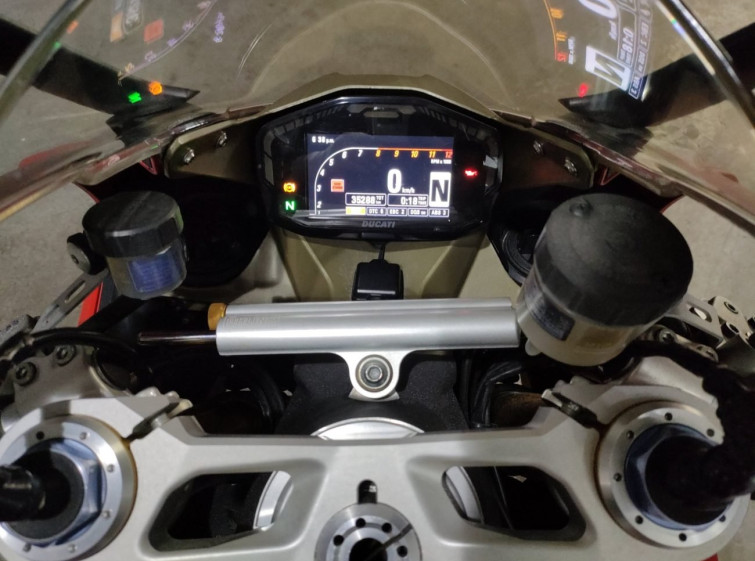 Мотоцикл Ducati 1199 PANIGALE S с пробегом 35289 km