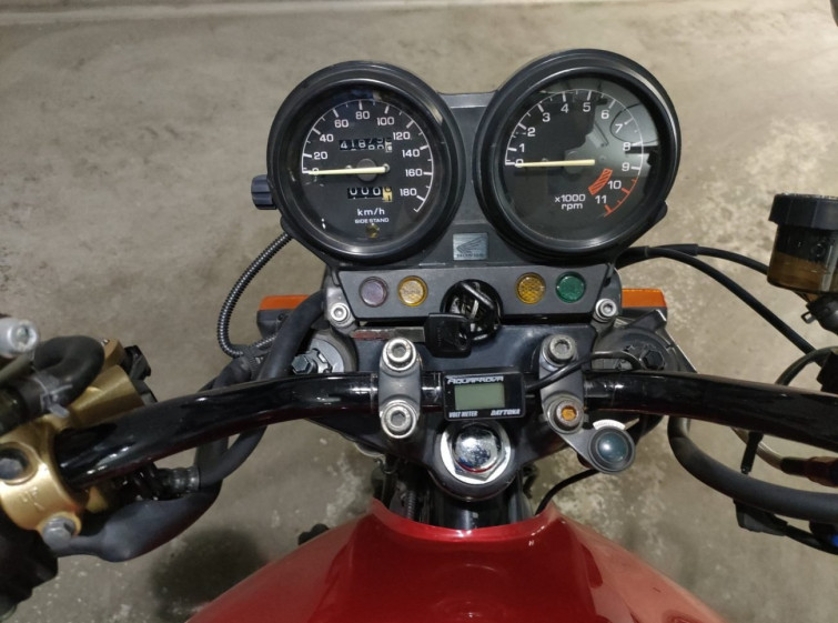 Мотоцикл Honda CB750 CUSTOM с пробегом 41879 km