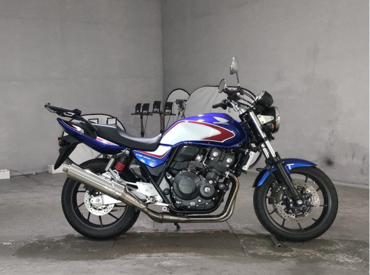 Мотоцикл Honda CB400SFV